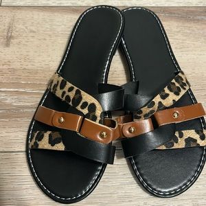 Lightweight Women's Leopard Print Slide Sandals with Casual Cross Strap